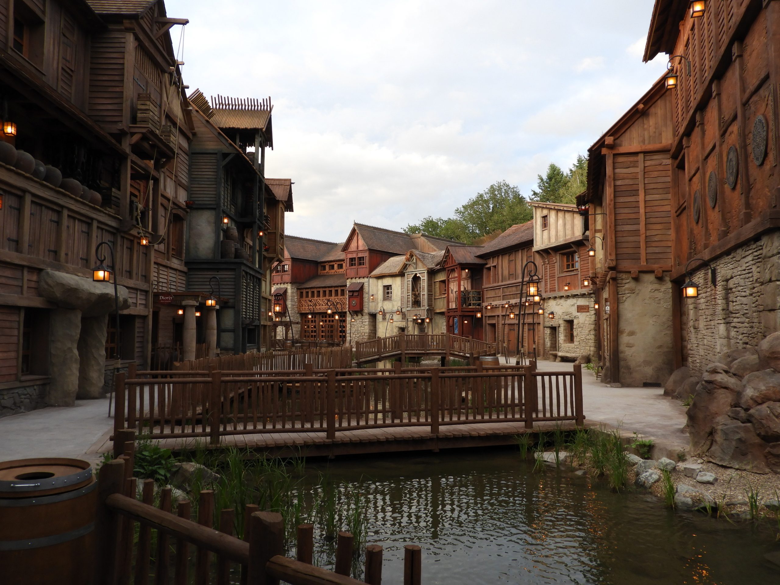 Parc Asterix Staying At Les Quais De Lutece Hotel Coaster Kings